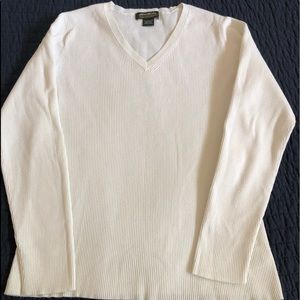 Women’s Eddie Bauer Vneck Pullover